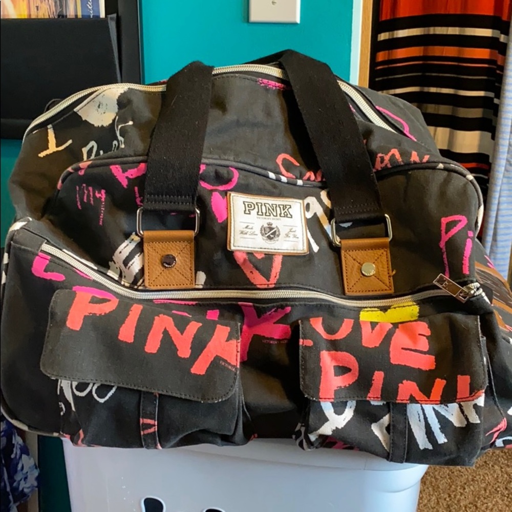 Victoria’s Secret Pink travel bag